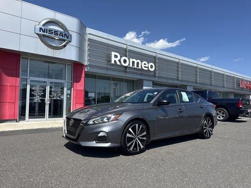 2022 Nissan Altima 2.5 SR