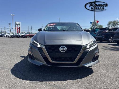 2022 Nissan Altima 2.5 SR