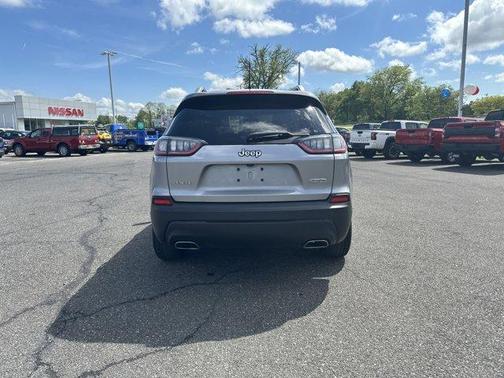 2021 Jeep Cherokee Latitude Lux