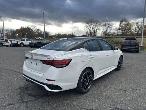 2025 Nissan Sentra SR