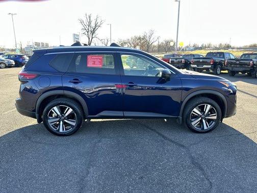 2024 Nissan Rogue SL