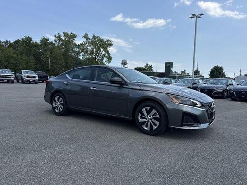 2025 Nissan Altima S