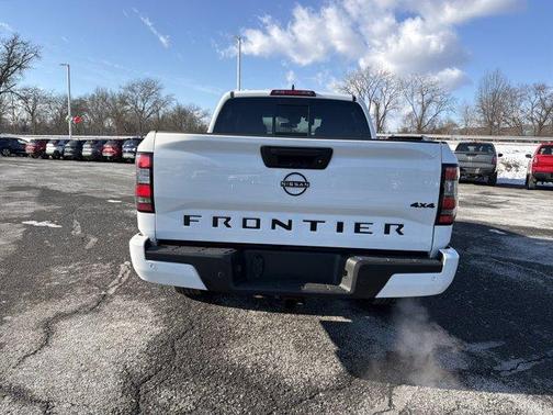 2026 Nissan Frontier SV