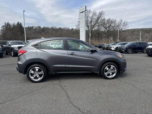 2022 Honda HR-V LX