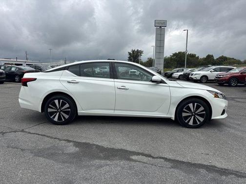 2021 Nissan Altima 2.5 SL