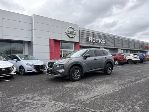 Gun Metallic 2023 Nissan Rogue S