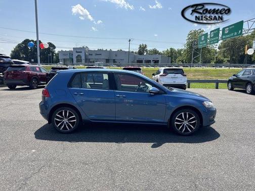 2015 Volkswagen Golf Auto TSI SE