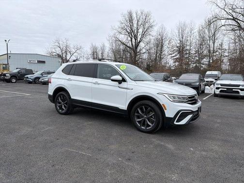 2022 Volkswagen Tiguan 2.0T SE