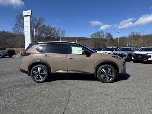 2025 Nissan Rogue SL