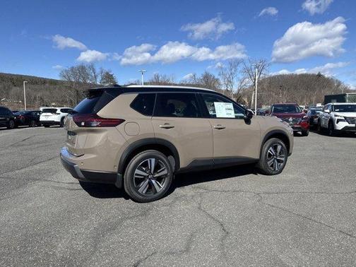 2025 Nissan Rogue SL