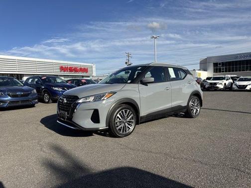 2022 Nissan Kicks SV