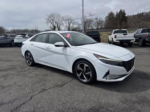 2022 Hyundai ELANTRA HEV Limited