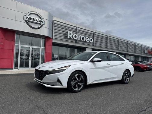 2022 Hyundai ELANTRA HEV Limited