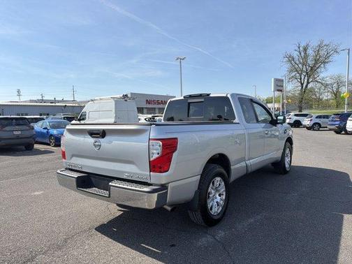 Brilliant Silver Metallic 2017 Nissan Titan SV