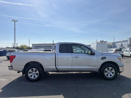 Brilliant Silver Metallic 2017 Nissan Titan SV