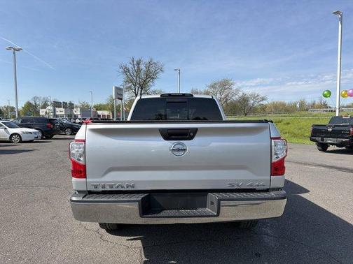 Brilliant Silver Metallic 2017 Nissan Titan SV