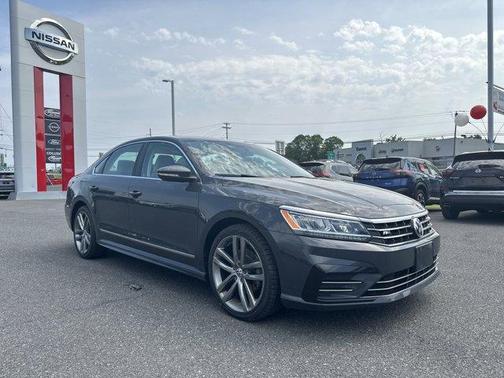 2016 Volkswagen Passat 1.8T R-Line