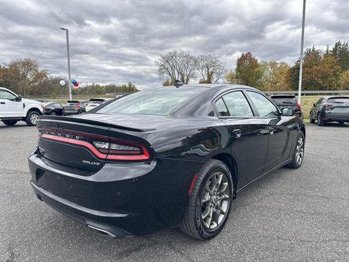 2017 Dodge Charger SXT