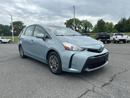 2017 Toyota Prius v Two
