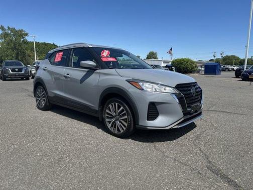 2021 Nissan Kicks SV