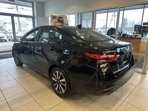 2025 Nissan Versa 1.6 SV