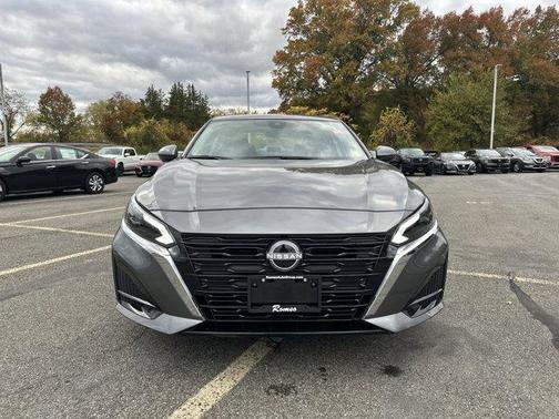 2025 Nissan Altima SL