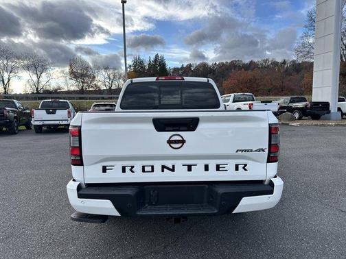 2022 Nissan Frontier PRO-4X