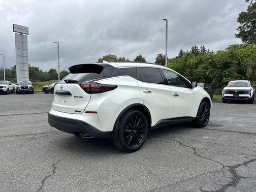 2023 Nissan Murano SV