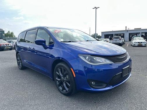 2019 Chrysler Pacifica Touring Plus