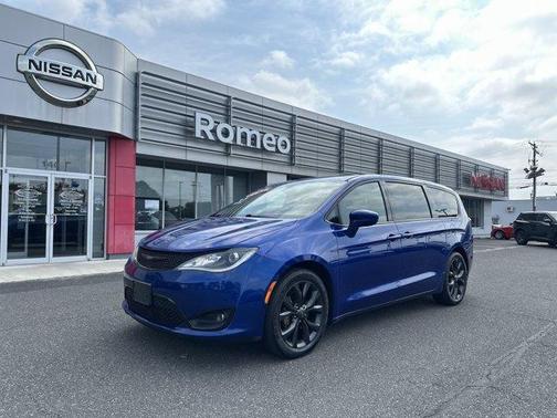 2019 Chrysler Pacifica Touring Plus