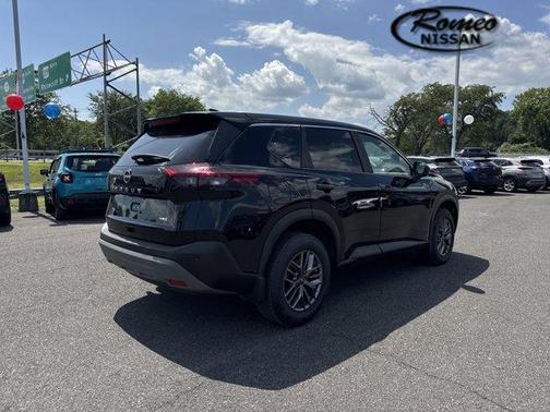 2023 Nissan Rogue S