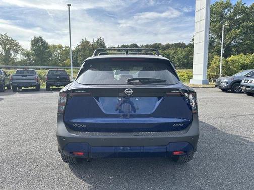 2026 Nissan Kicks SV