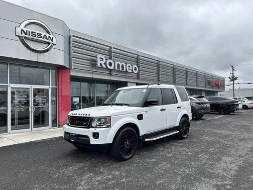 2016 Land Rover LR4 Base