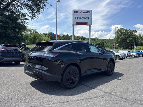 2025 Nissan Murano SV