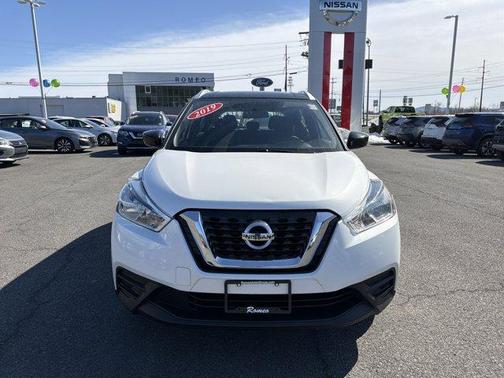 2019 Nissan Kicks SV