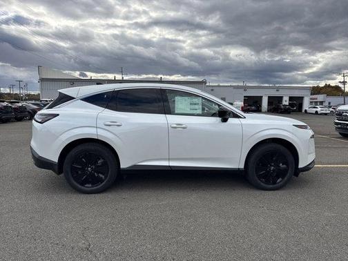 2026 Nissan Murano SV