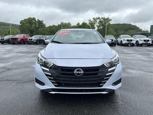 2024 Nissan Versa 1.6 SV