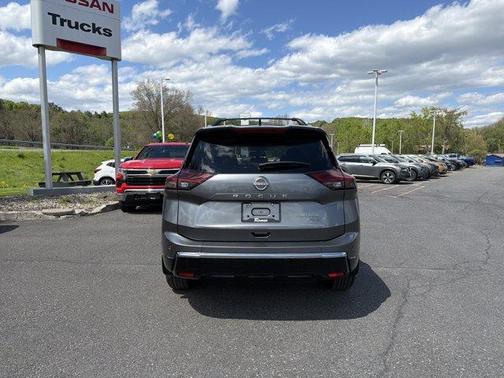 Gun Metallic 2026 Nissan Rogue Platinum