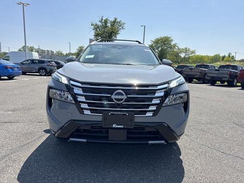 2025 Nissan Rogue Platinum