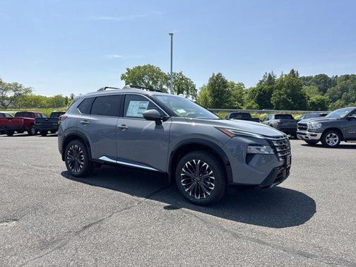 2025 Nissan Rogue Platinum