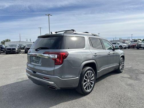 2020 GMC Acadia Denali
