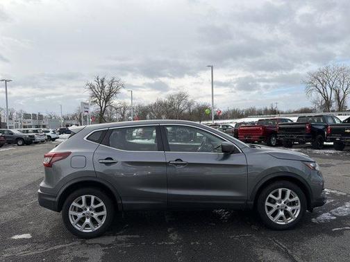 2020 Nissan Rogue Sport S