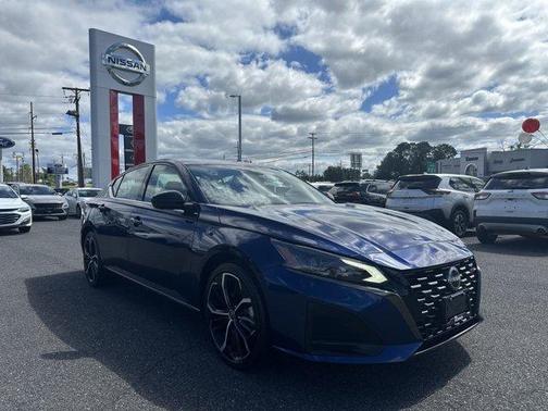 2023 Nissan Altima 2.5 SR