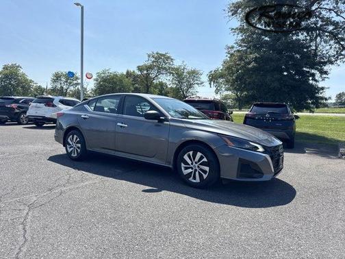 2025 Nissan Altima S