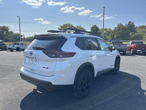 2026 Nissan Rogue Rock Creek