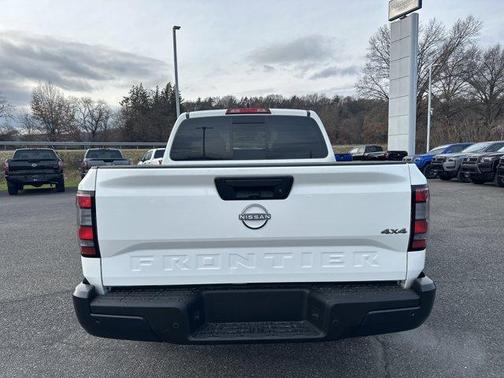 2026 Nissan Frontier S