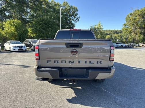 2022 Nissan Frontier PRO-4X