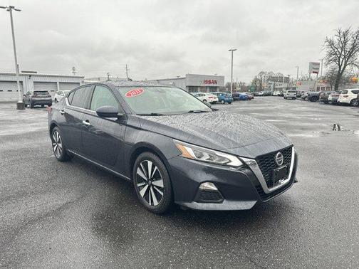 2021 Nissan Altima 2.5 SV