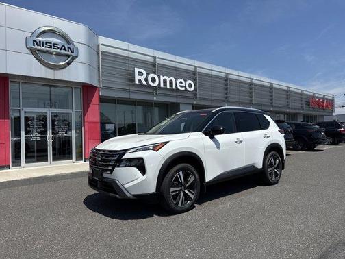 2025 Nissan Rogue SL