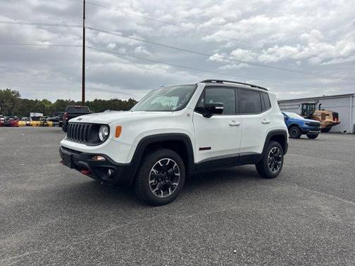 2023 Jeep Renegade Trailhawk